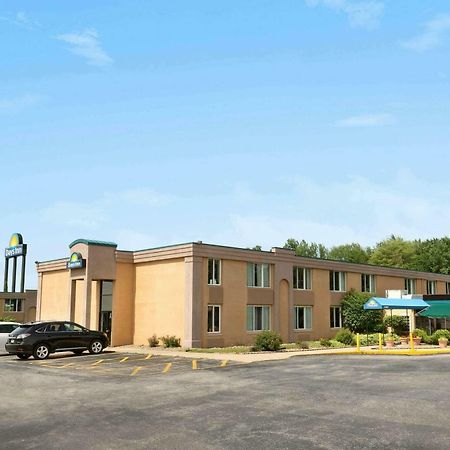 Days Inn By Wyndham Willoughby/Cleveland Zewnętrze zdjęcie