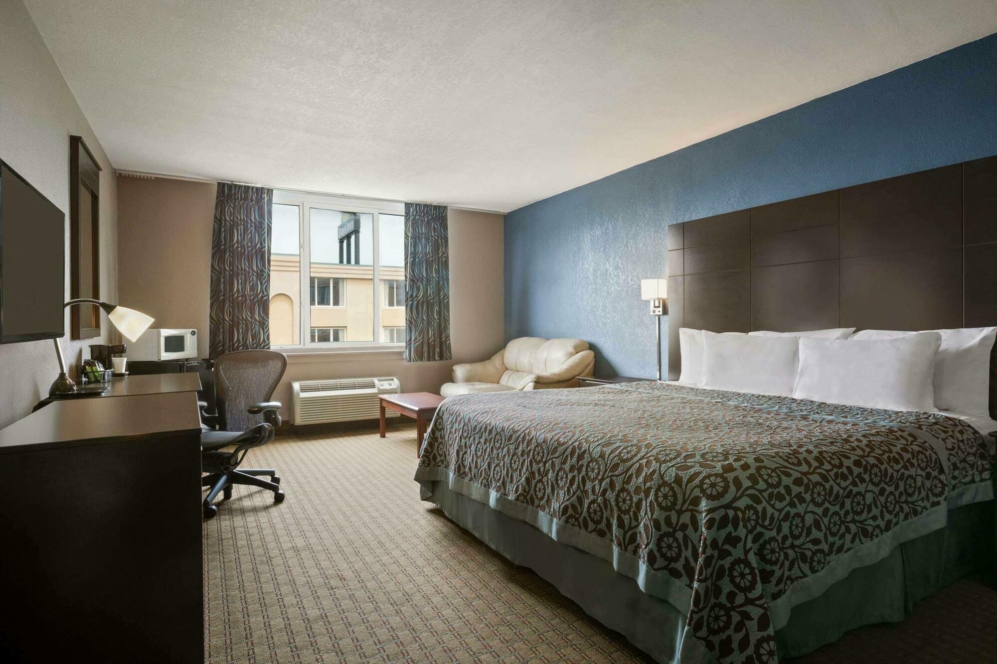 Days Inn By Wyndham Willoughby/Cleveland Zewnętrze zdjęcie